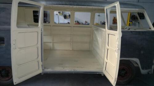 VW Camper Van 14