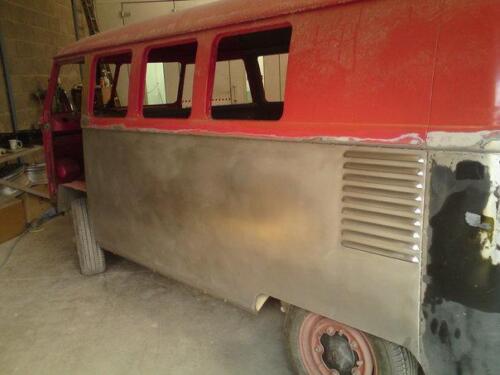 VW Camper Van 22